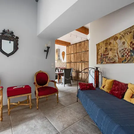 Dom wakacyjny Atypical House With Breathtaking Views